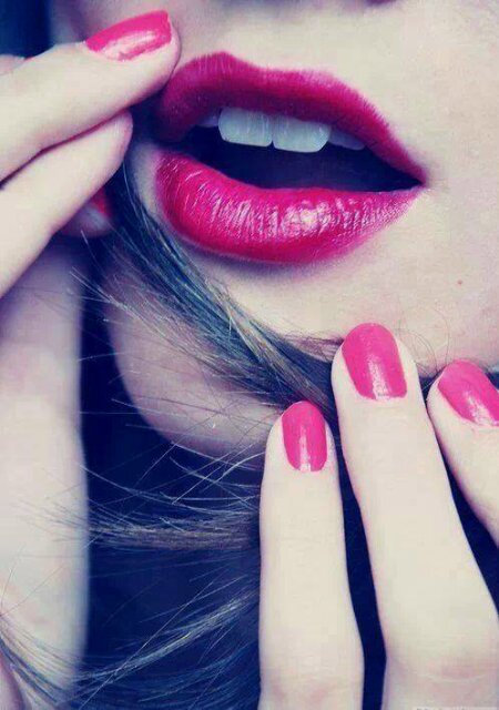 Simple pro rock,naïve,cute,frndly and haPpy person
