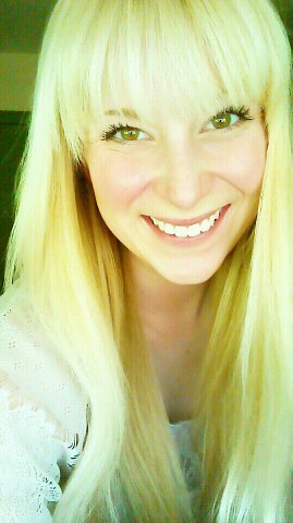 mollymoppins's profile picture. Am I doing this right?