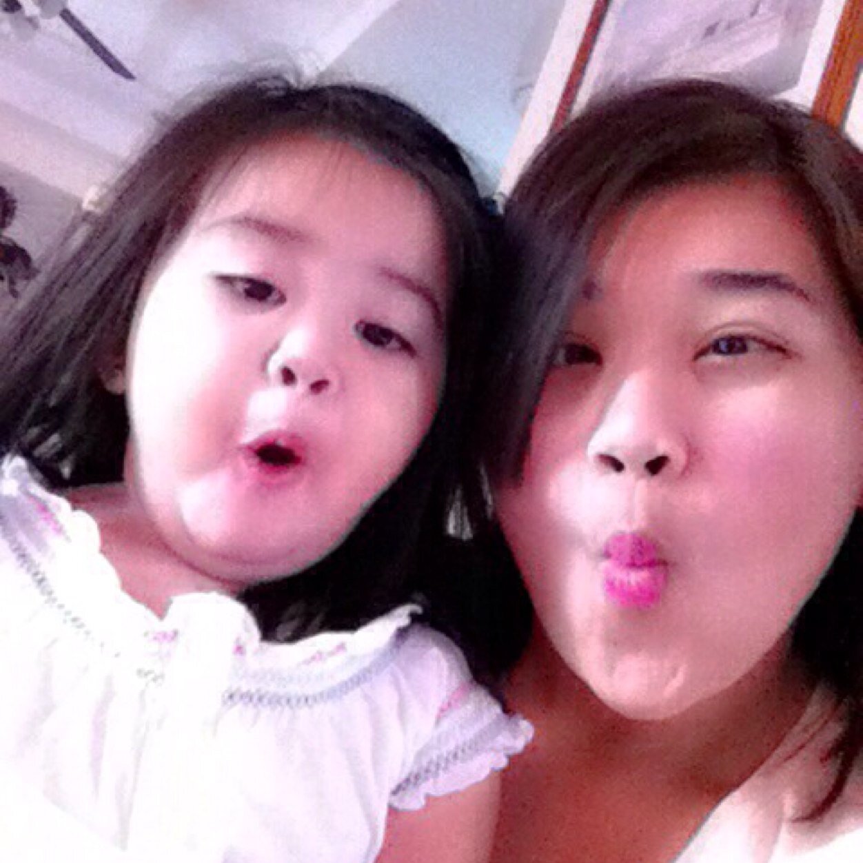 joannicole24's profile picture. 