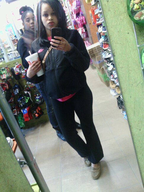 #TeamCymarion #TeamRiah#TeamMommy#TeamGrad-A,,follow me on IG: rollup_smoke and follow my beautiful ace @NoLoud_swerve ❤
