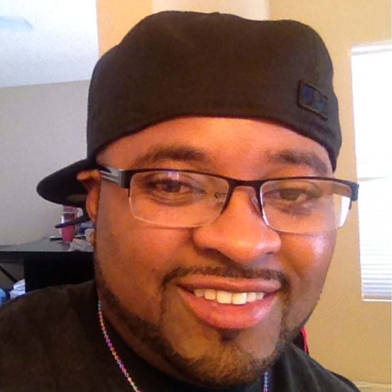 My name is Deahawn Richard. I am the owner of The company Dr Image. I am here to share my assets to social media and expand my business. http://t.co/lD6EPbh0Wj