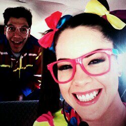 mi vida simple y sencillamente es acabatelo y mas de arely tellez y gaby ramirez siempre estare para todo con @arelytellez y para #acabatelo y #mezaboy