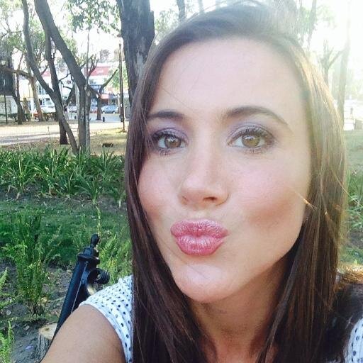 Club de fans @estacanon #ZonaPuma @tribuna_i @Ninilandia7 @sweetspicyMX @LU_NAtalent Mi angel, Mi madre ❤️ http://t.co/Qnfi46J7Al . España - Mexico