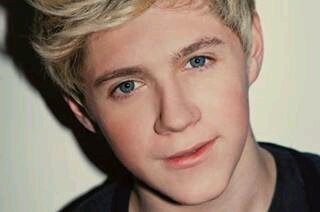 One Direction mi vida. Quien pisa fuerte deja huella.