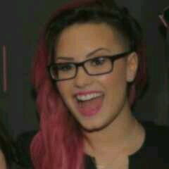 Se voce odeia a Perrie e acha que Zerrie é falso lembre-se que seu idolo também assinou o contrato.
http://t.co/ydODRx6HiD