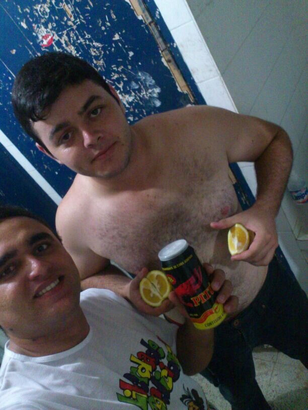 Sou um caboclo sonhador meu senhor, viu? não queira mudar meu verso... As mudanças vinheram para o bem, pois esta ficando melhor a cada dia.