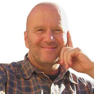 Economist, writer, director @turinschool. Writes for Lavoce, Il sole24ore. Books: Bestiario di Finanza, (Castelvecchi),Passaggio a Tangeri (Golem).