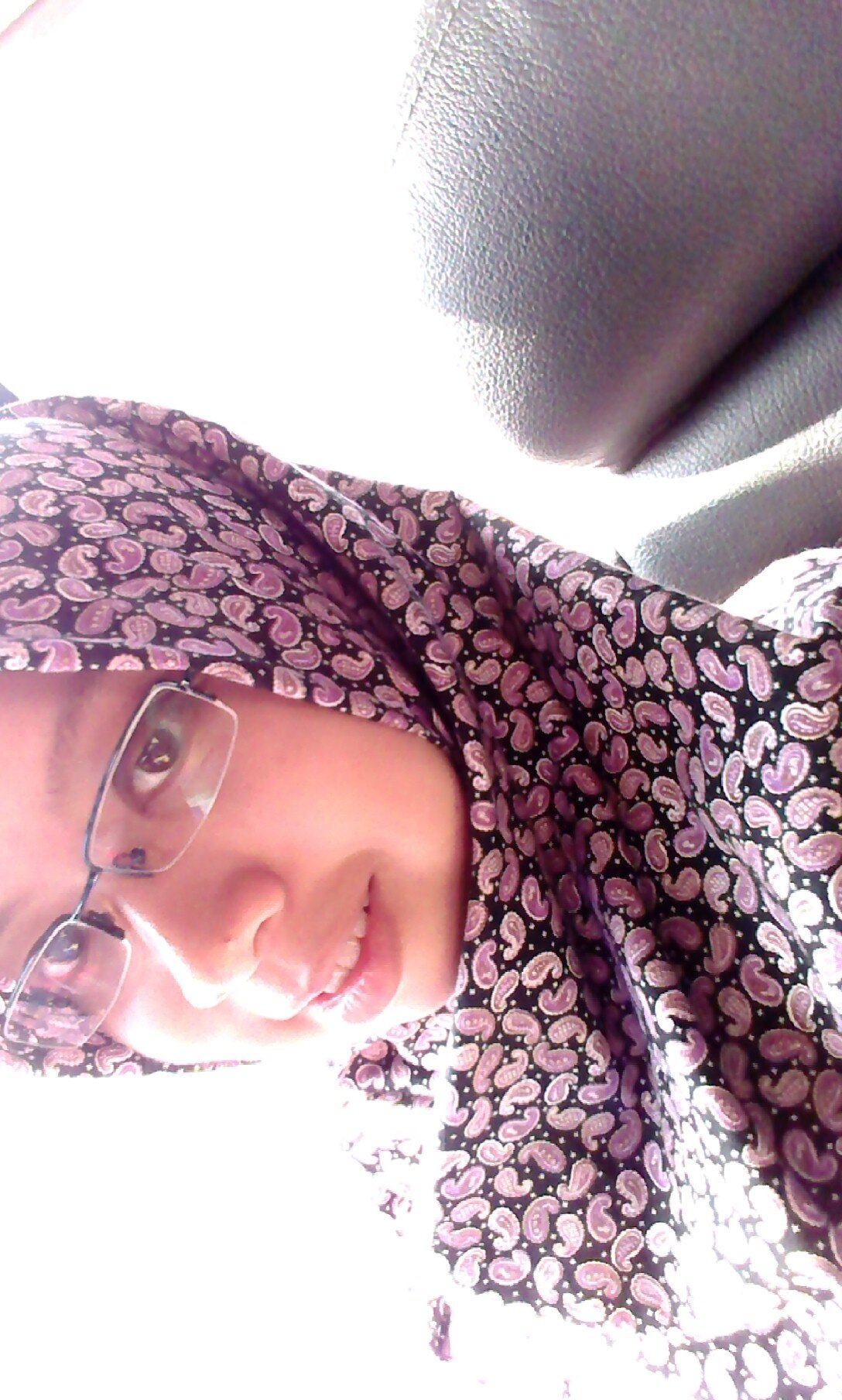 ainin_fe's profile picture. 