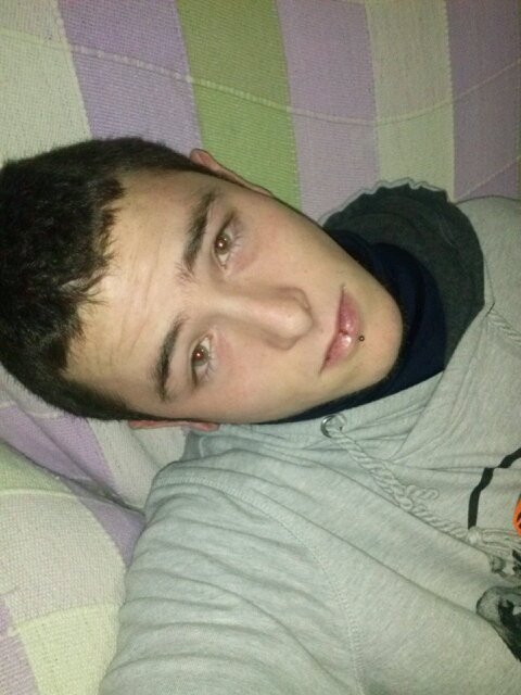 Twitter dedicado a frases del mc @kaze_cartagena