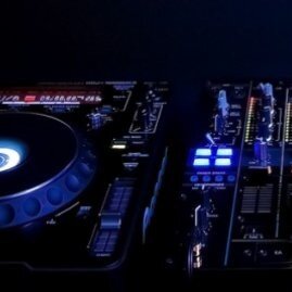 RichardvanderB1's profile picture. Progressive House / House / Tech House / Techno / Minimal Techno DJ. An all out addict to the finest electronic music and going snowboarding in season!! ❄