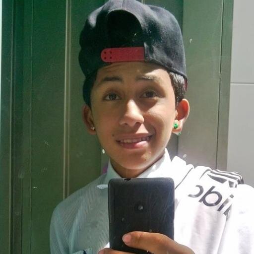 Entiende Mi Forma De Ser... Si Me Quieres Quiero Si Me Amas Amo Si Me Odias Odio .ii.  ╭∩╮（︶︿︶）╭∩╮Un Soltero Mas