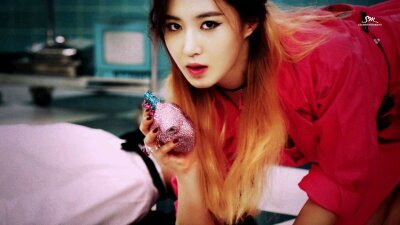 ASSALAMUA'LAIKUM.HI.NICE TO MEET YOU.I LOVE ALLAH AND ISLAM.KPOPERZ MUSLIM.I LIKE ALL ABOUT KPOP.FOLLOW BACK.INSTAGRAM:IZAFIRA.