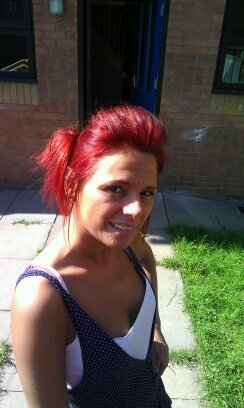 Hi I'm a quiet + shy.....until till u get to me have a beautiful daughter also Leah my clever bugs