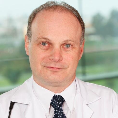 MD, cardiovascular doctor, helping people with vascular disease and heart disease. #Health #Cardiology #Cardiologist