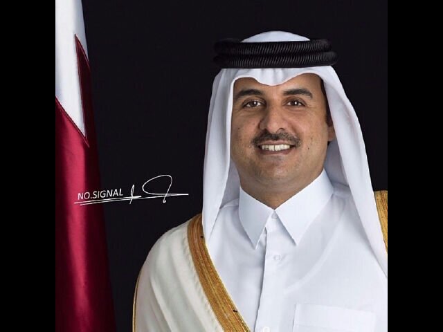 ان تحبني انت مخير ﻵ مجبر ، و لكن ان تحترمني انت مجبر ﻵ مخير ..