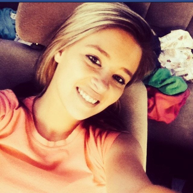 L_Hatchett's profile picture. Never let the fear of striking out, keep you from playing the game.  ;; I'm Lauren. You're already creepin', so you might as well follow me (: #teamtaken #JmC