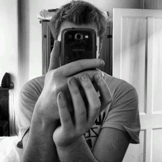 Ad_Huninik's profile picture. 