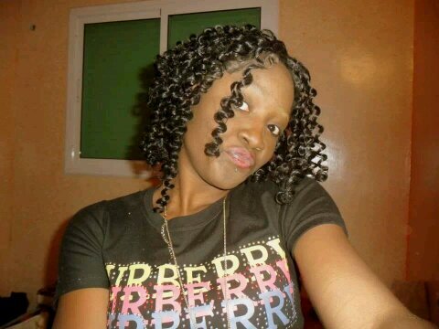 slt c vanessa poushii suis simple souriante lov everybody and you♡♥♡♥