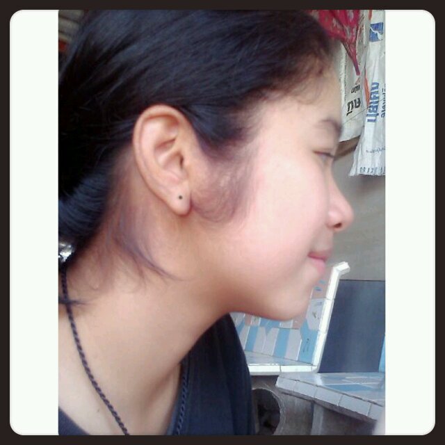 หวัดดีคร๊ เราชื่อ เอิร์น นะคร๊