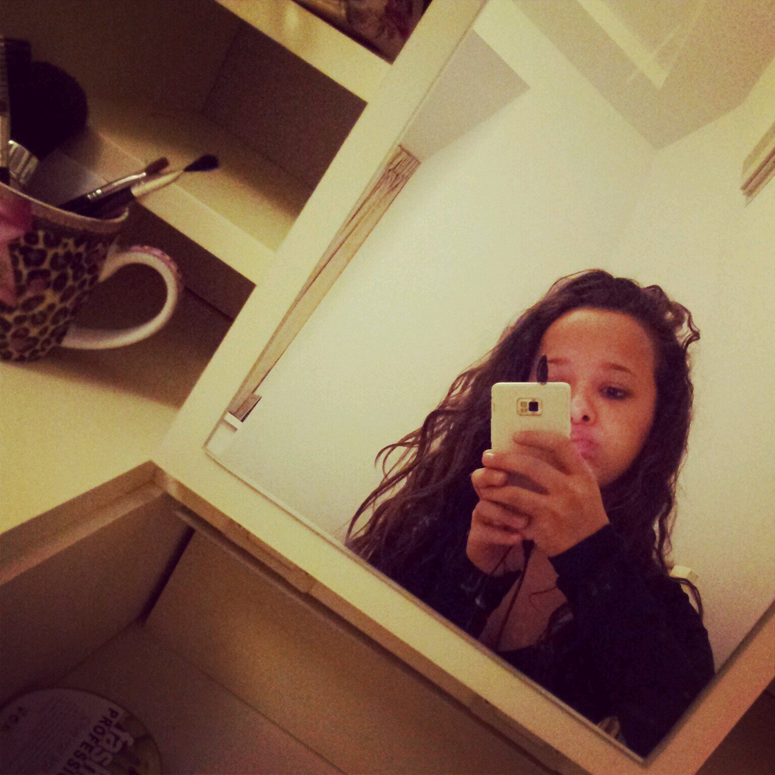 KleineXReus_'s profile picture. i don't give a fuck !