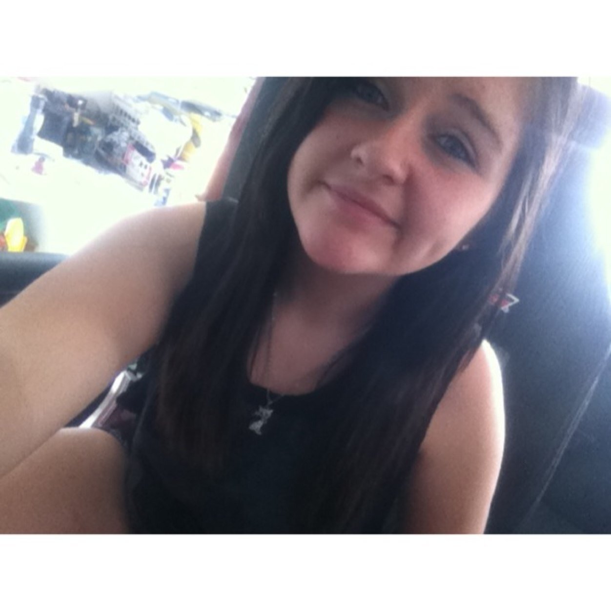 Weird as fuck and obsessed with Falling In Reverse. Follow me :)