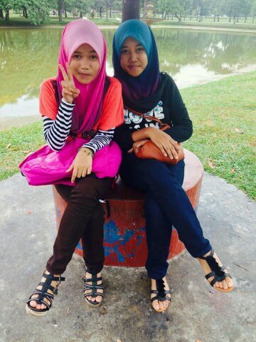 FAFA & FIA || 16 Y/O || TAIPING ||WECHAT ID » imfafa98:|| IM TAKEN . ( join saya buat duit dengan bermodalkan rm55 :) SERIOUS TALK :)
