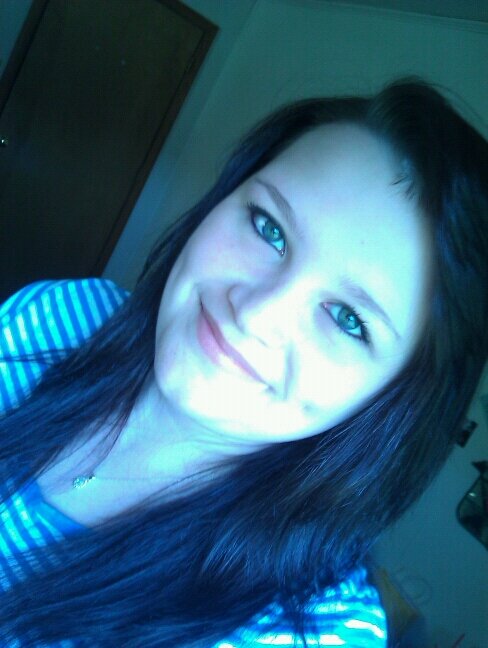 Just a small town Christian girl Saved by the Grace of God(: #pianoplayer #TeamJesus #Baptist avi is me #Team16&Single