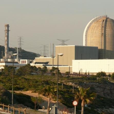 Un docu d @ESFCatalunya x denunciar els impactes del nostre model energètic i reivindicar-ne un d nou, democràtic i sostenible. Dirigit x @miquelcarr #COP21
