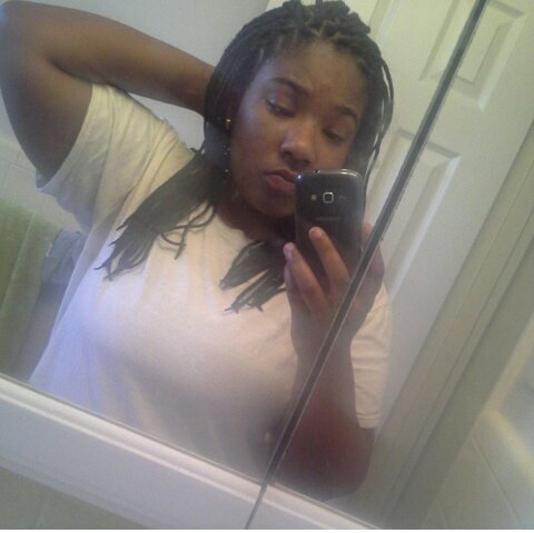 I'm roro or watever...I'm 19 or watever...I'm cool or watever...I'm just me...I love Weezy or watever...R.I.P Lefteye