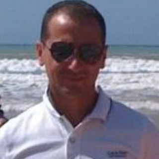 Max_imus_'s profile picture. Un orologio anche se rotto, due volte al giorno segna l'ora esatta ... a meno che non sia digitale ;)