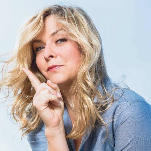 Constance ou la gueule de l'emploi, du lundi au vendredi à 20:30 sur @tevalachaine ! À partir du 21 avril
