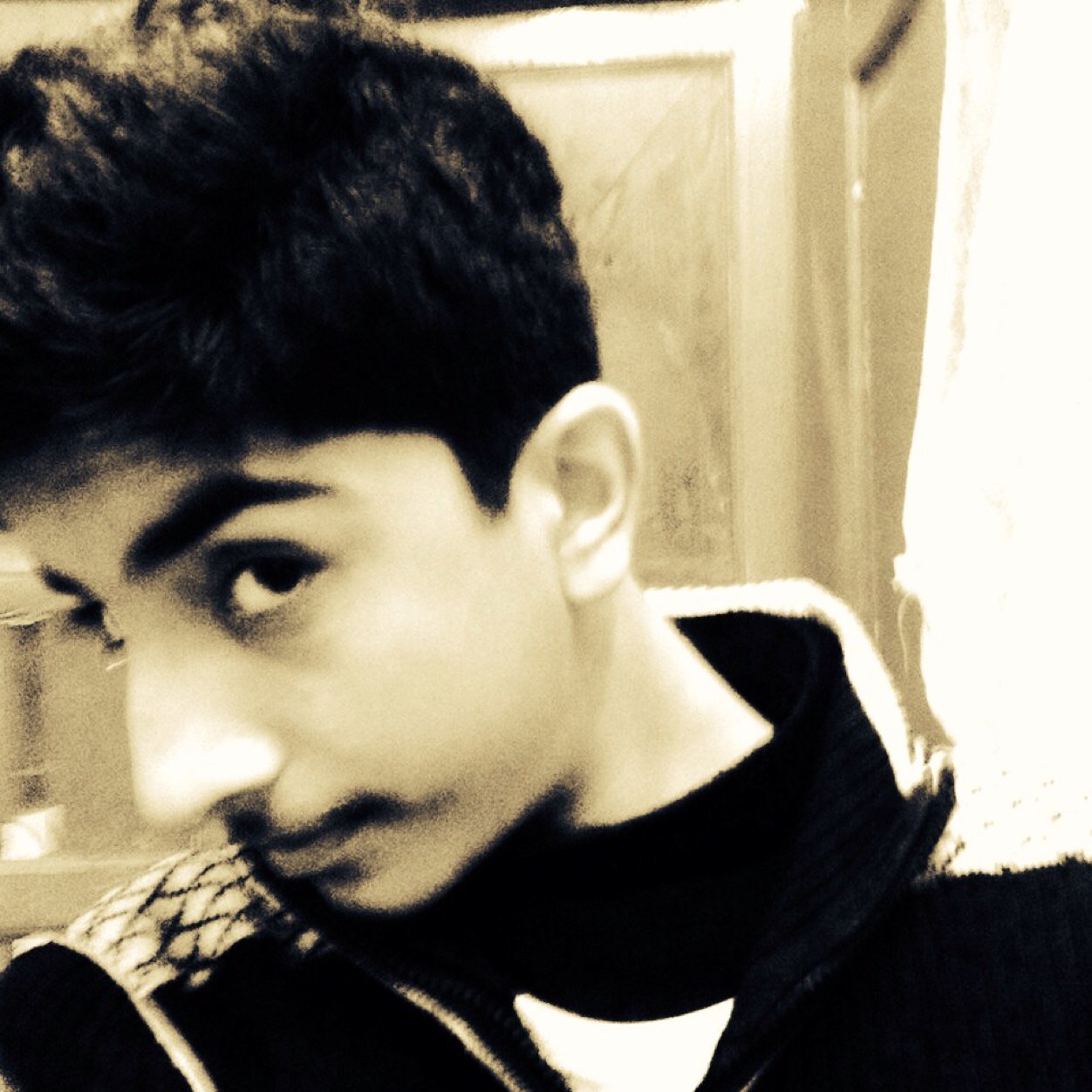 Ali_Zardari999's profile picture. If u have any problem from me then its not my problem its your problem ;)