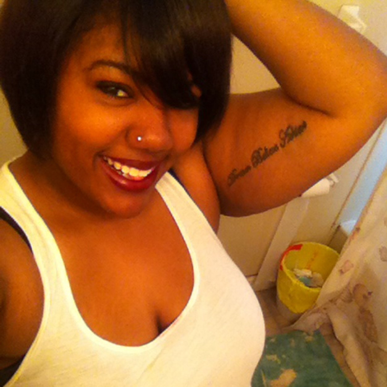 Follow me on IG kimwitdahips