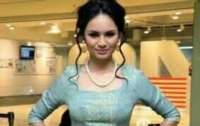 Fans of Izarah Aishah :)