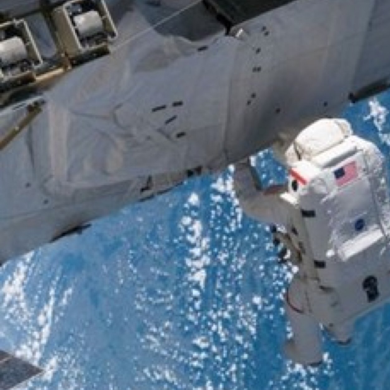 宇宙好きによる、宇宙のためのアカウントです！ 宇宙好きの方々！ぜひフォローお願いします‼︎ちなみに将来の夢は宇宙飛行士です‼︎北海道出身の中学生です。