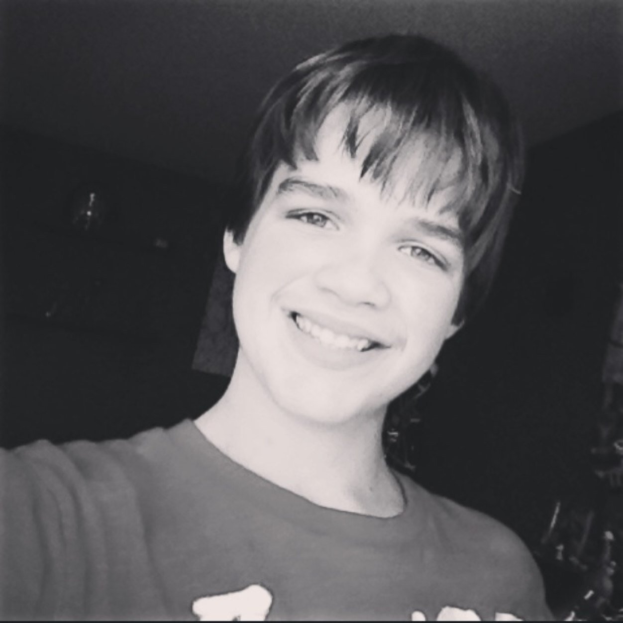 posion1314's profile picture. -Be the artist of your own life-