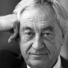 Officiële twitterpagina van Cees Nooteboom
