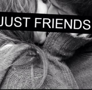 farwaydave's profile picture. Hay que valorar a las personas cuando las tienes, no cuando las pierdes...