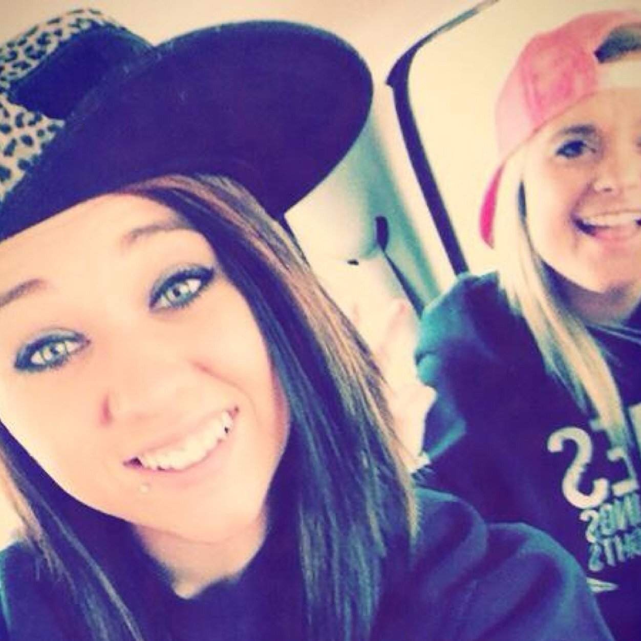 tayyybabyyy1's profile picture. curiousty often leads to trouble.