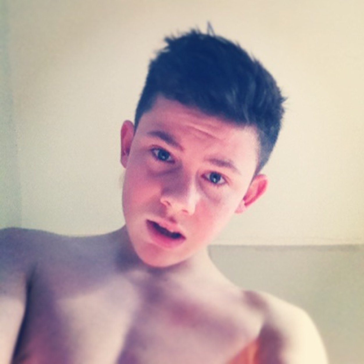 Instagram- connorrowley99 
Snapchat- connor.r99