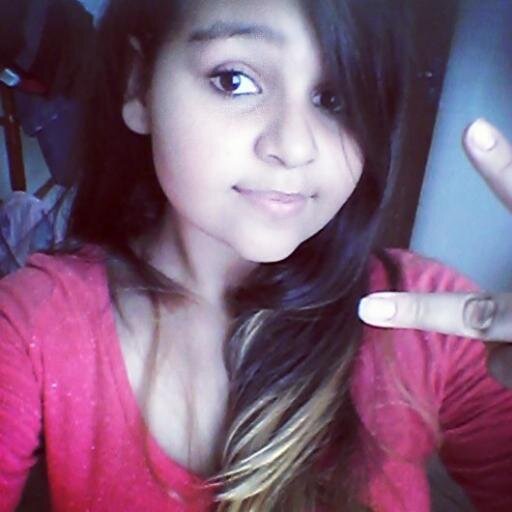 13 anos,baixinha , atleticana ♥, luanete ♥ , apaixonada :( , jogadora de volêi ♥ instagram @pqpmorato , funkeira de carteirinha