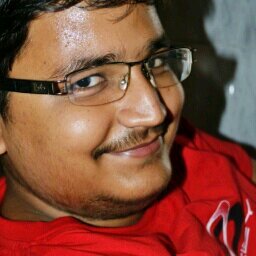 worshipper of sachin n cricket..proud loyolite n indian..ardent Siva karthikeyan n vj sethupathi fan,loves chocolates and SINGLE(good boy)