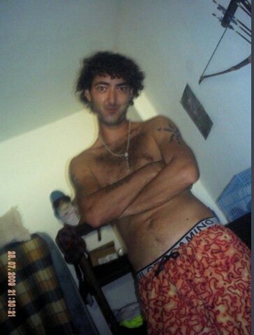 vive la vida minuto a minuto ya que nunca vas a saver cuando te van a joder