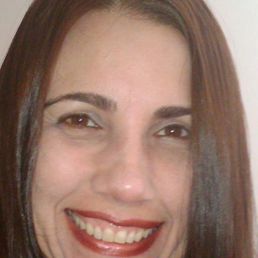 Comunicadora Social. Egresada de LUZ. Madre de morochos.