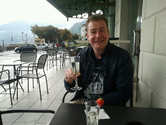 HendriksenRene's profile picture. 1970,Doetinchem,Getrouwd, Hobby's:Skiën|Voetbal|Rugby|Feyenoord|Reizen:Wales|Portugal|Italie|Oostenrijk Beroep: Sales Manager