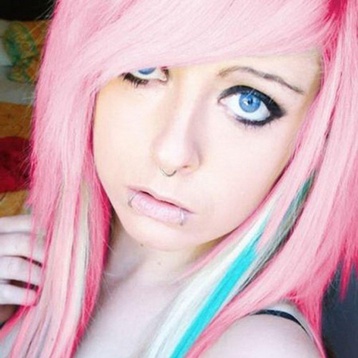 Sierra86Sierra's profile picture. Single | 16 | MC Addict | Follow me ill follow you ;)  | Cali Girl | Belieber | Directioner | Gymnast | Cheerleader