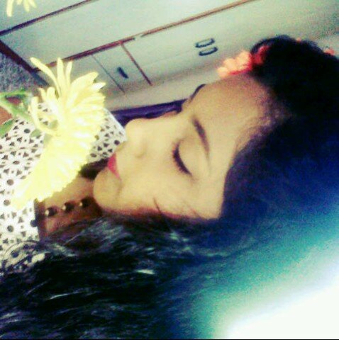 Camelot International student , friends & Family are my Everything , I find happiness in all things GUESS & Purple   *-*