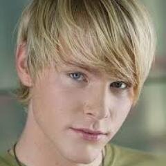 Hey Twitter Land I have one rule if you follow me I will follow you