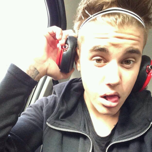 I'M A PROUD BOYBELIEBER, JUSTIN BIEBER A.K.A HERO!