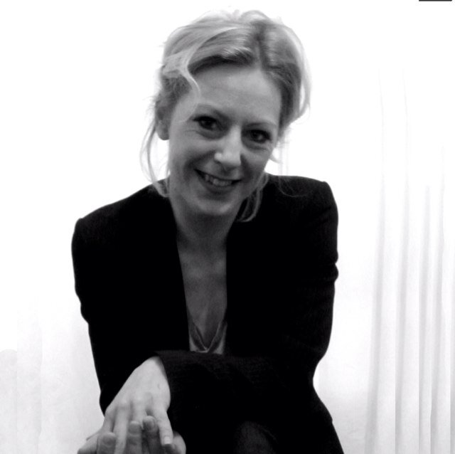 RuthioWood's profile picture. I share thoughts and articles on business design, startup ideas, change, marketing, experience design, innovation, branding and other design topics...